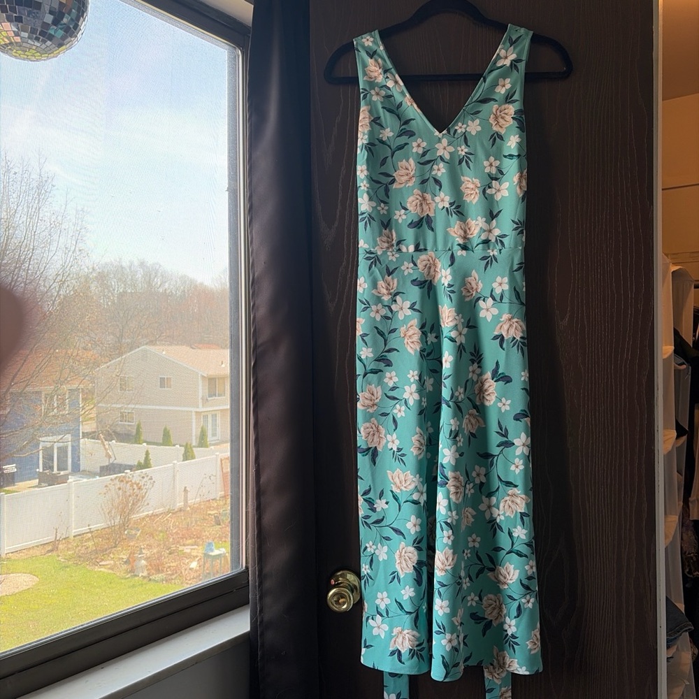 Ann Taylor Factory Teal and White Floral Midi Dress